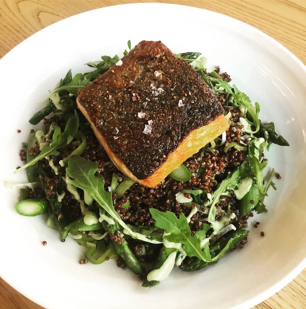 Cozy & Chic Atmosphere