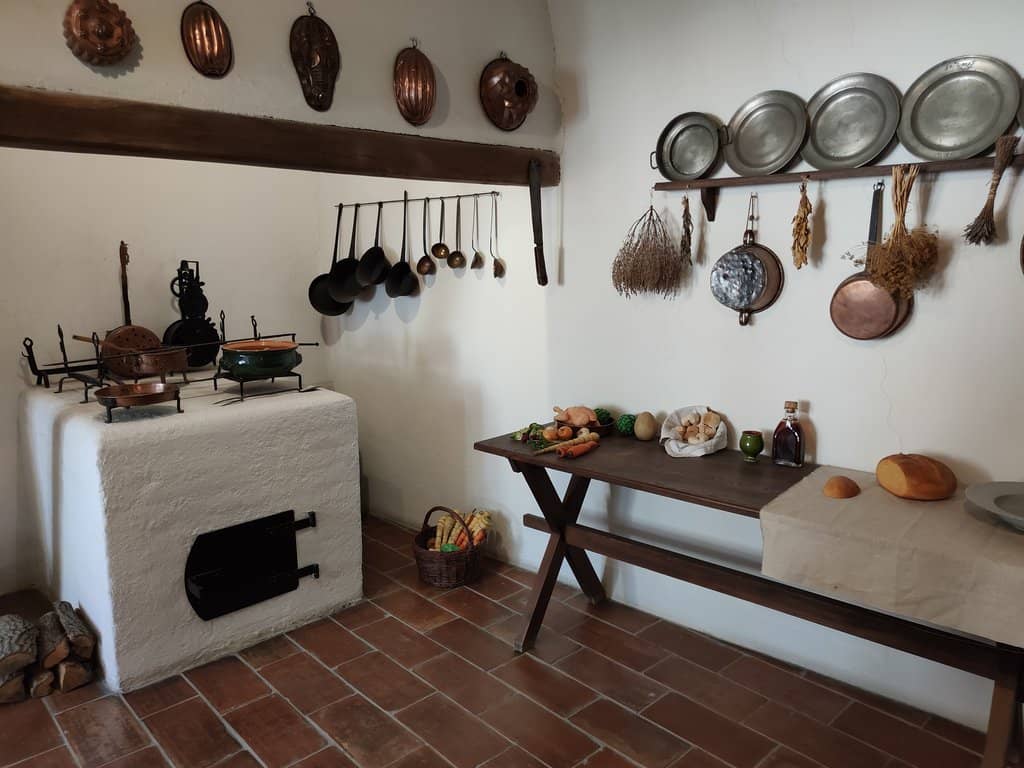 Roman-Era Stone Storehouse