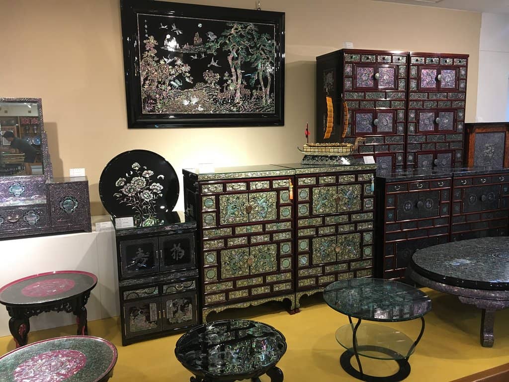 Beautifully Crafted Souvenirs