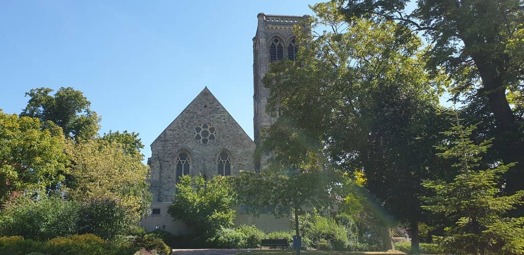 Lush Greenery & Benches