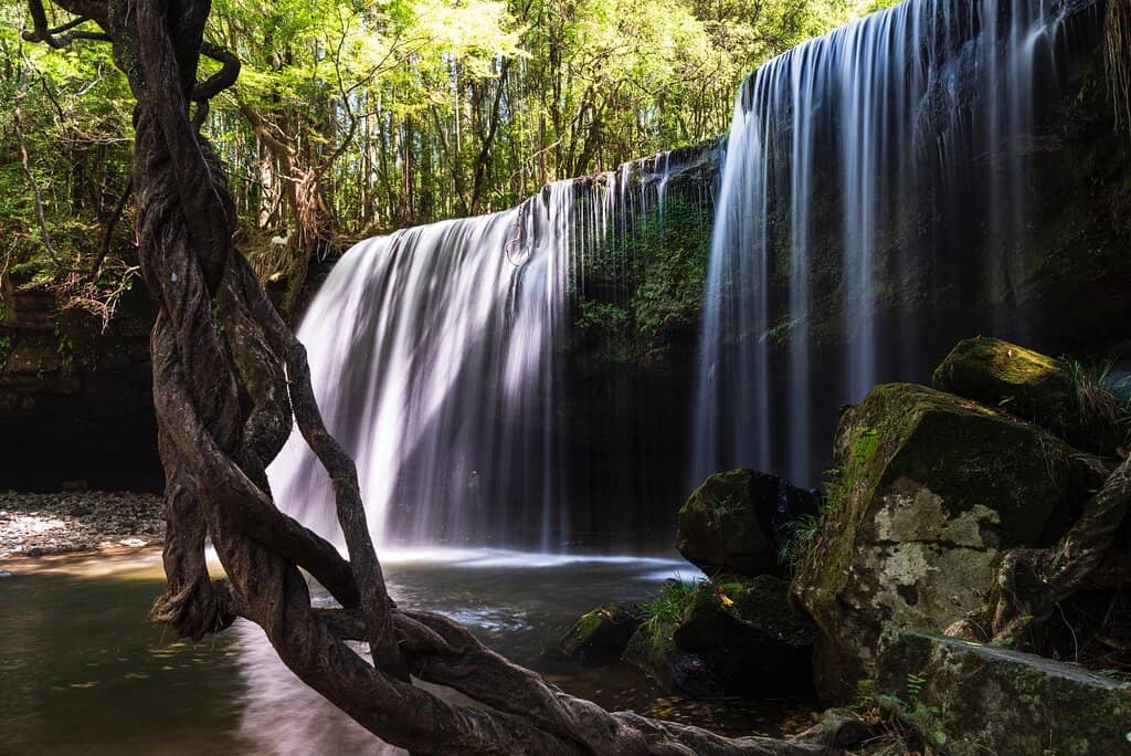 The 'Back-View Waterfall'