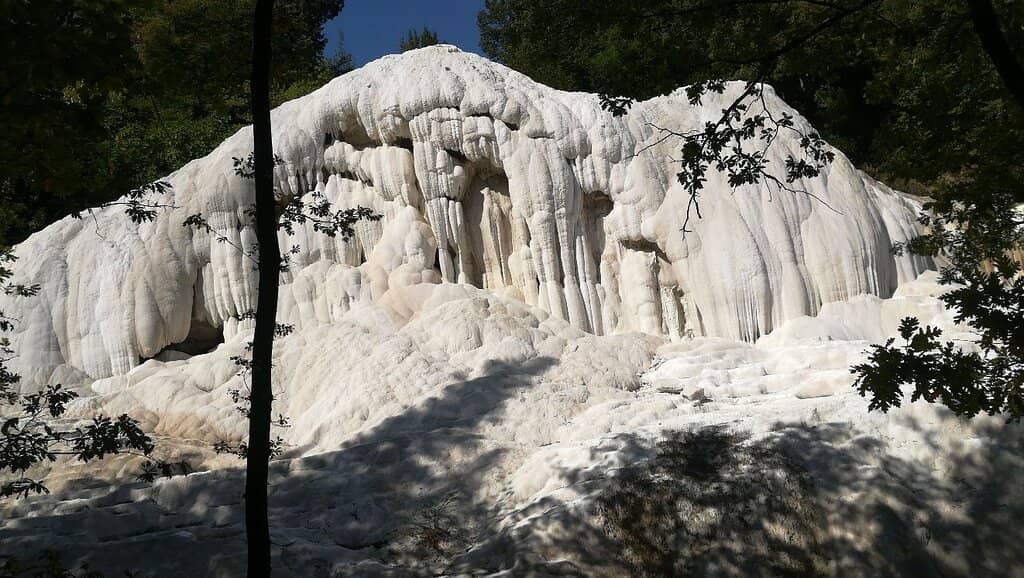 Natural Thermal Pools & Waterfalls