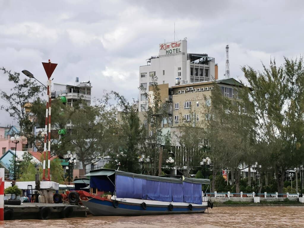 Thien Mu Pagoda by Boat