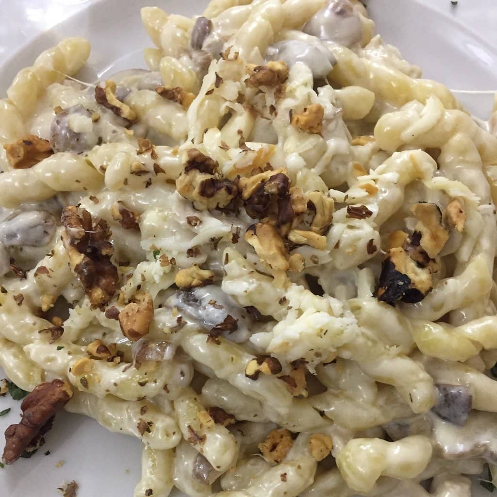 Scenic Escape with Mountain Air