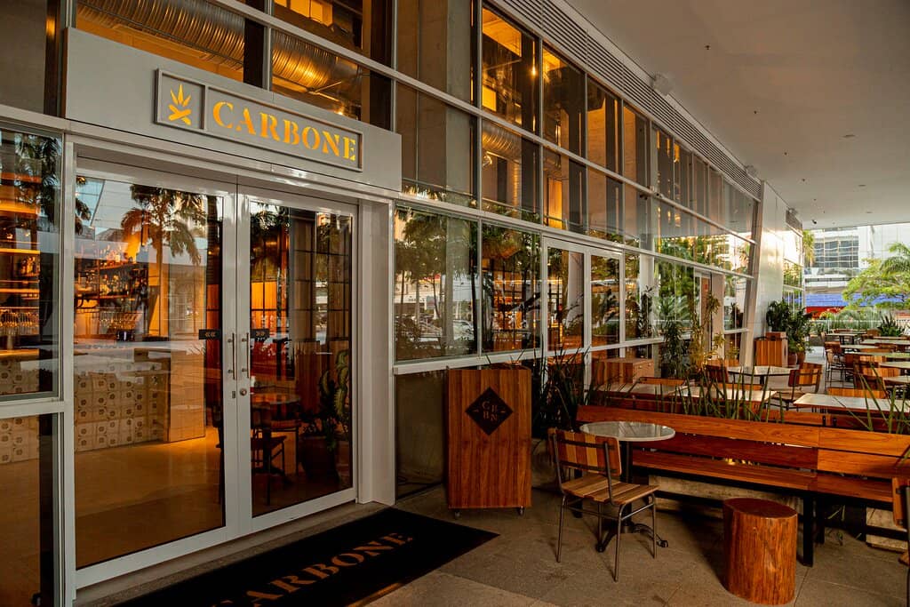 Vibrant Atmosphere and Drinks