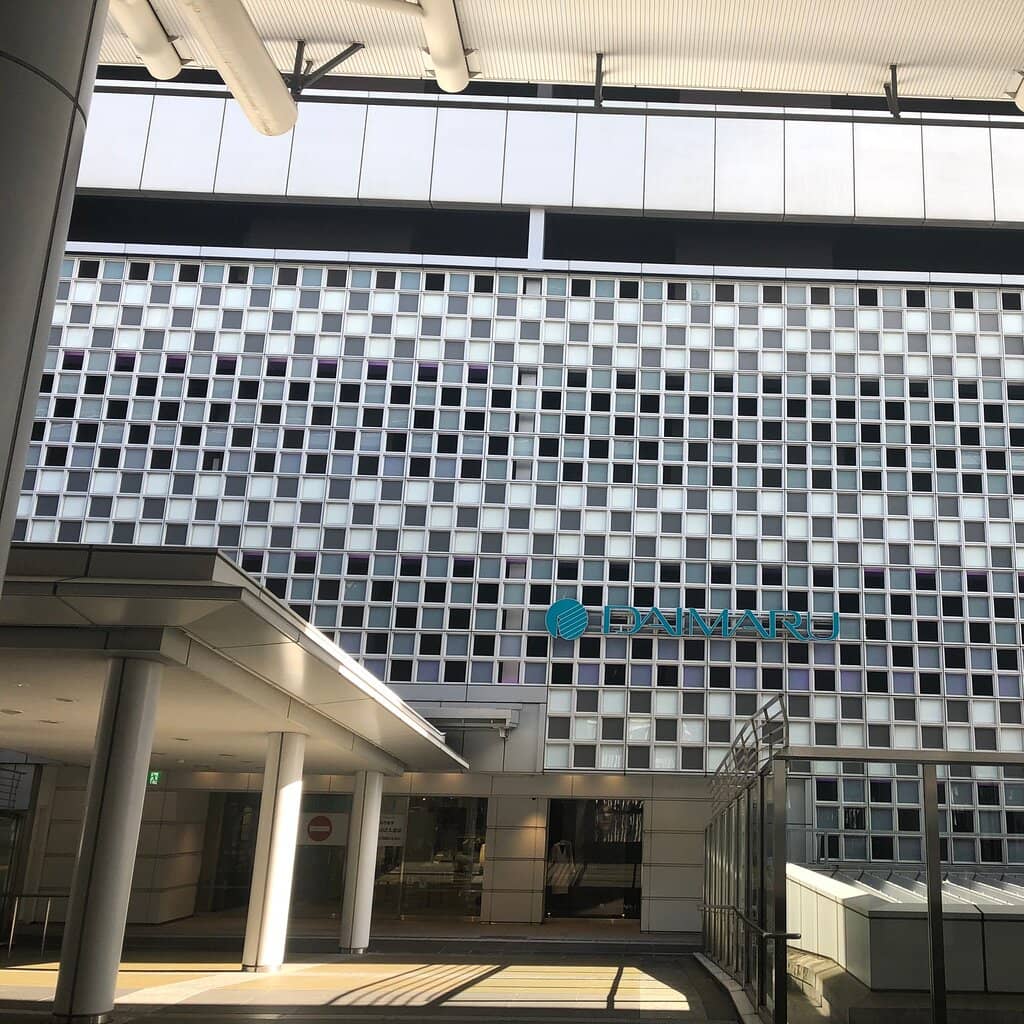 Food Court Extravaganza