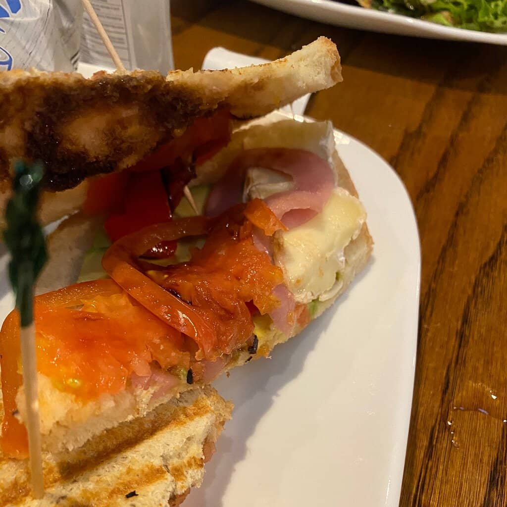 Chill Atmosphere and Games