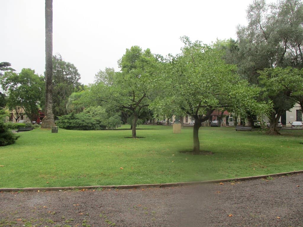 Charming Local Eateries