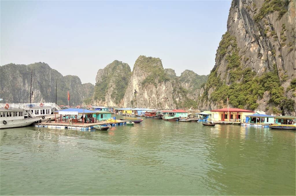 Tranquil Cruising Experience