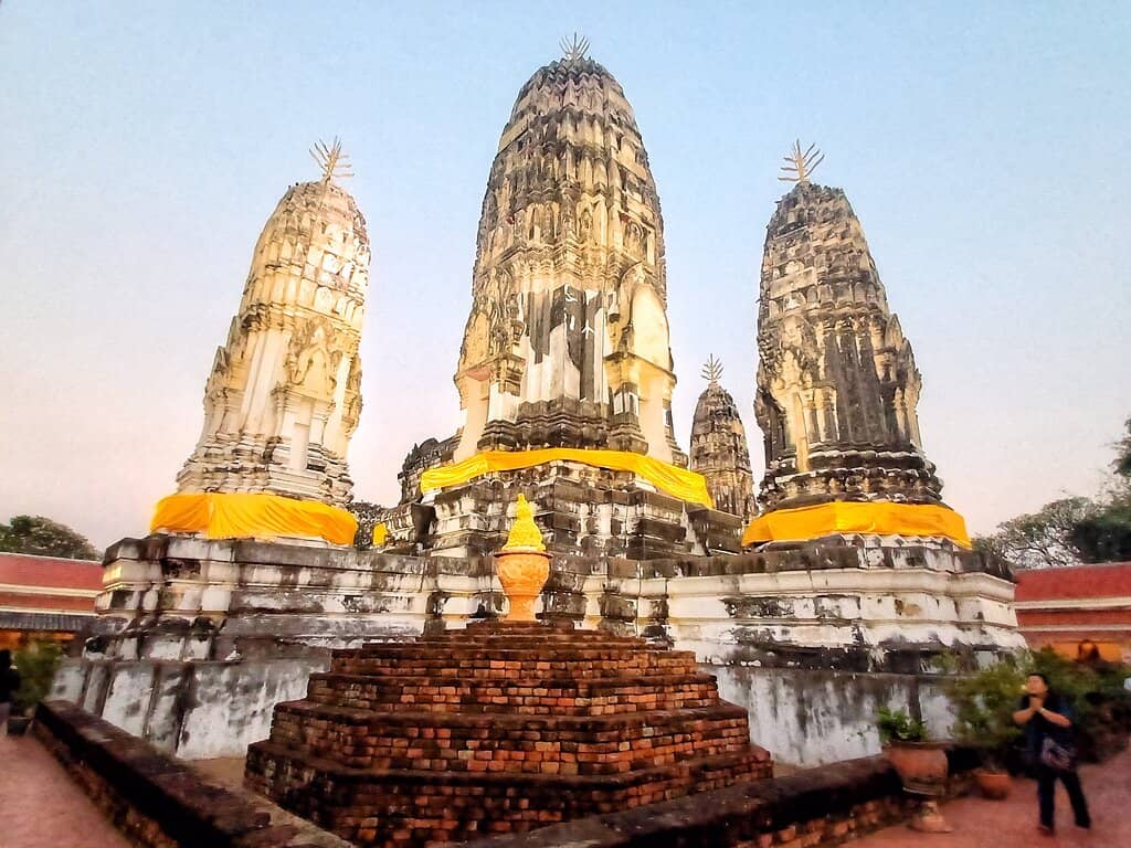 The Iconic Five-Spired Prang