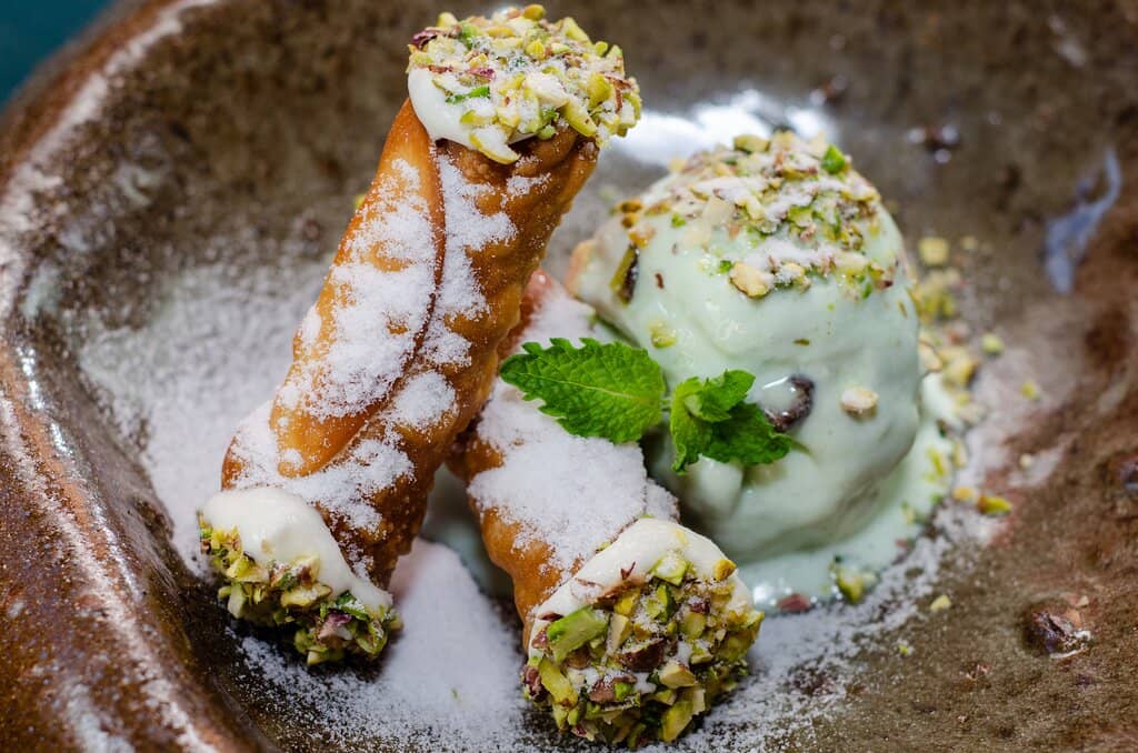 Cannoli com Gelato de Pistache