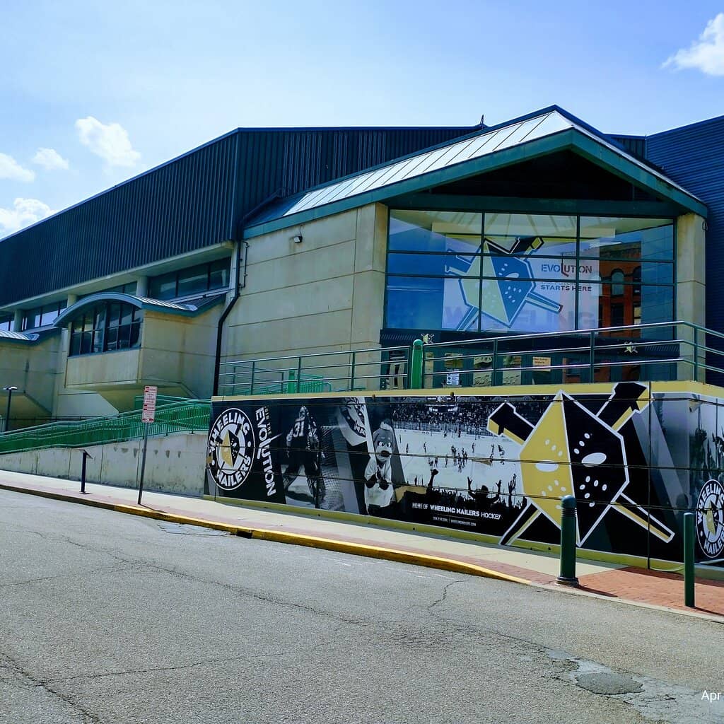 Wheeling Nailers Hockey