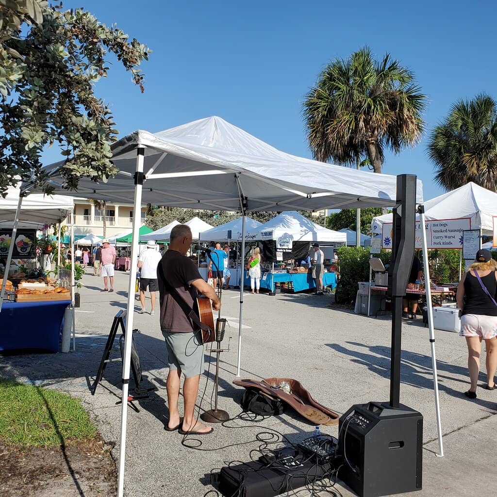 Live Music & Food Stalls