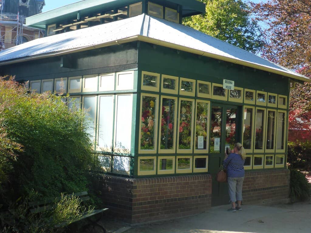 Duck Pond & Fountain