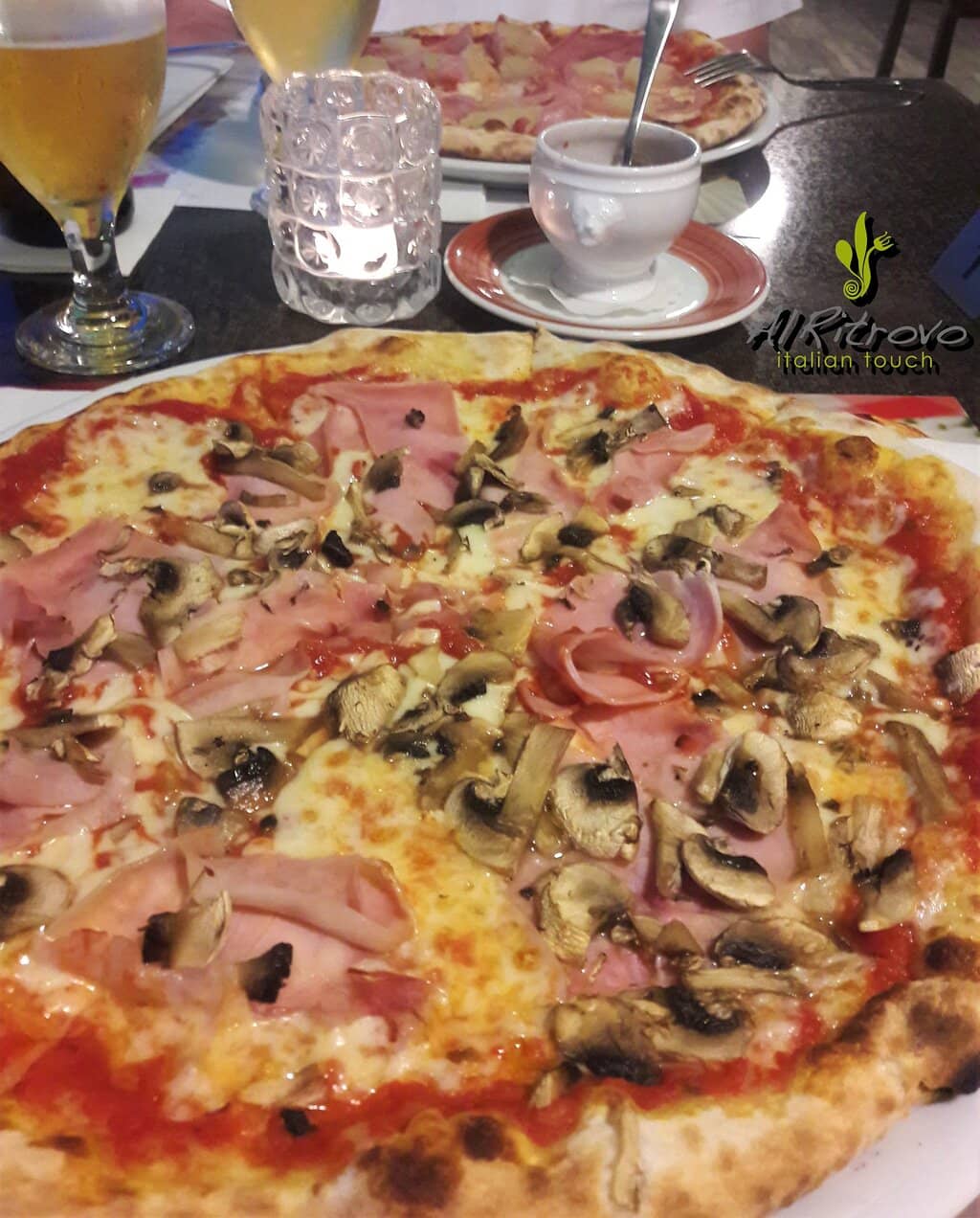 Pizza Prosciutto e Funghi