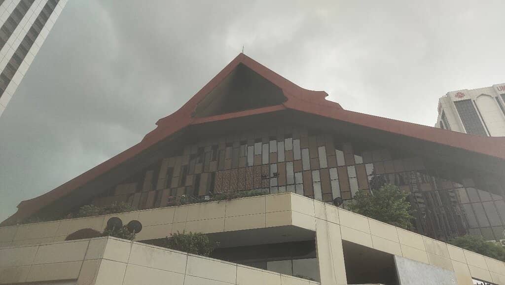 Event-Specific Atmosphere