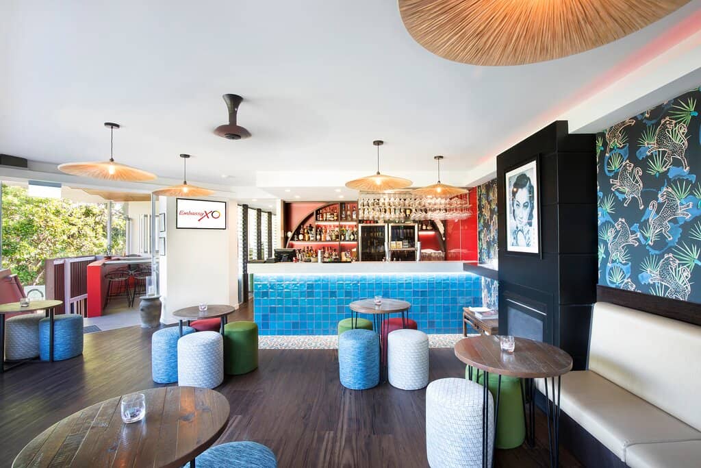 Chic Ambiance and Service