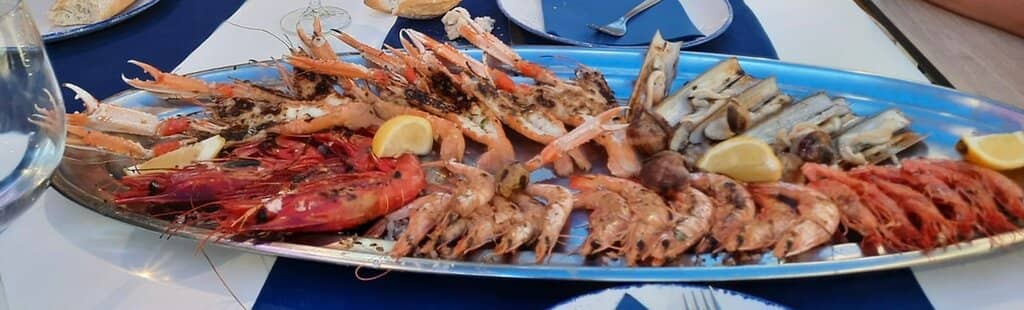 Lively Tapas Alley Ambiance