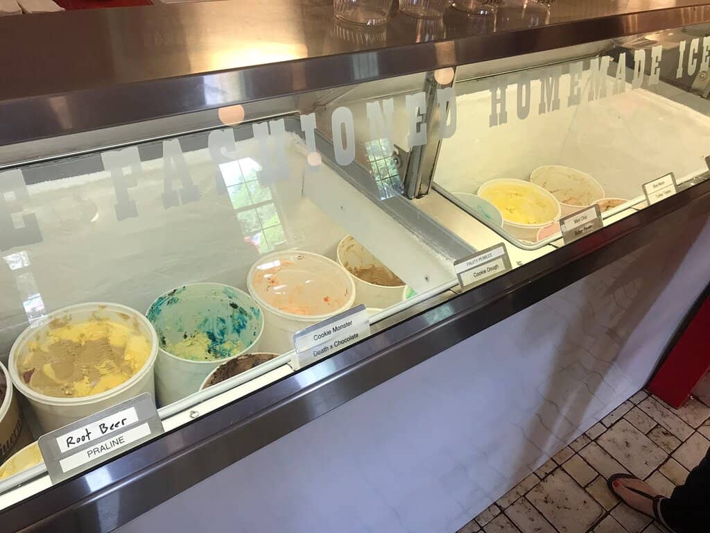 Gift Shop & Ice Cream Parlor