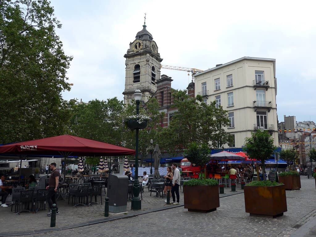 Iconic Street Food Experience