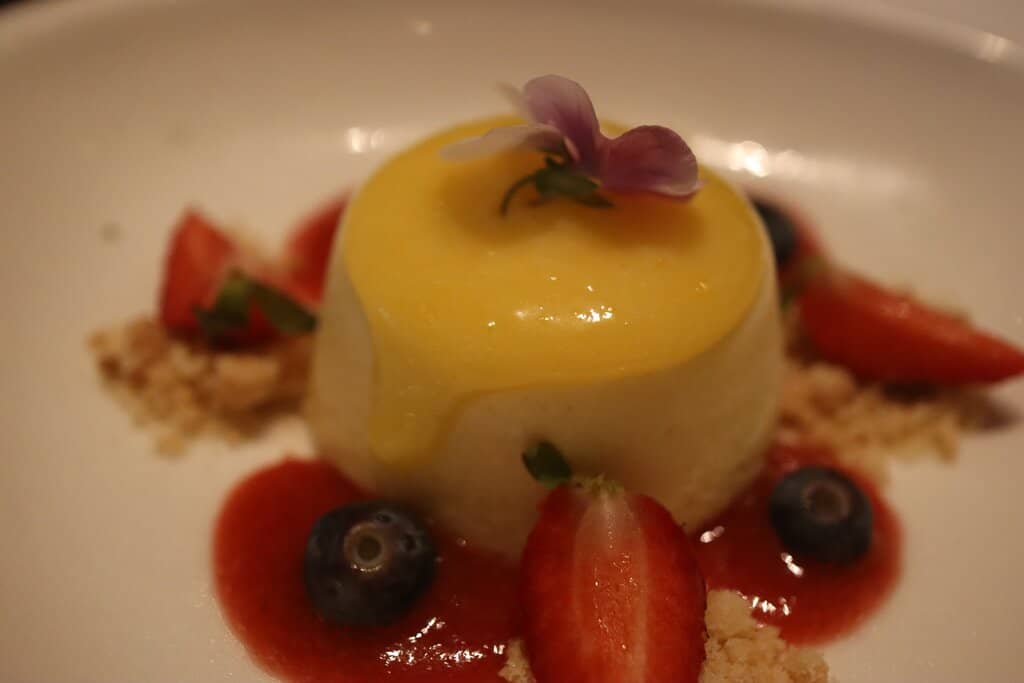 Elegant Ambiance & Service