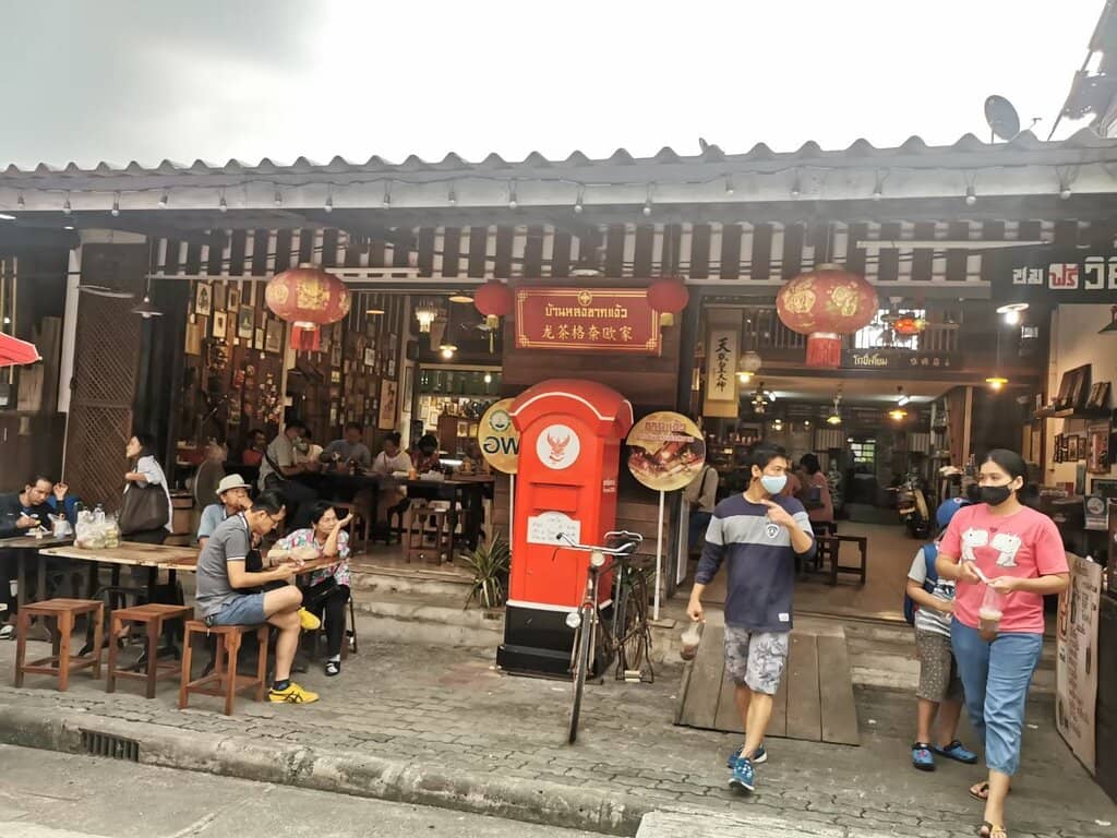 Authentic Thai-Chinese Cuisine