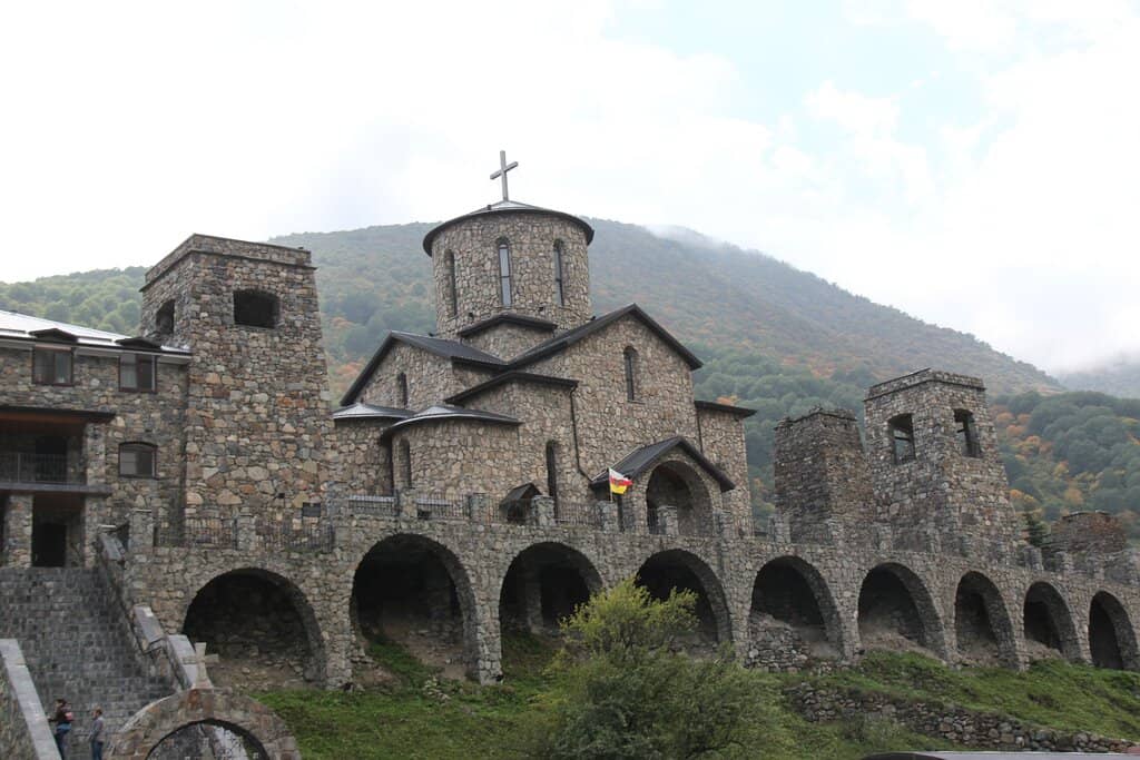 The 'Three Sisters' Trail