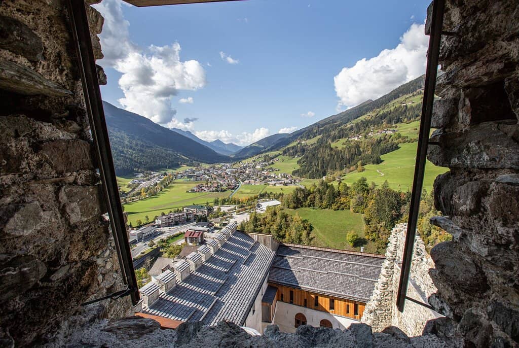 Special Events & Laser Shows