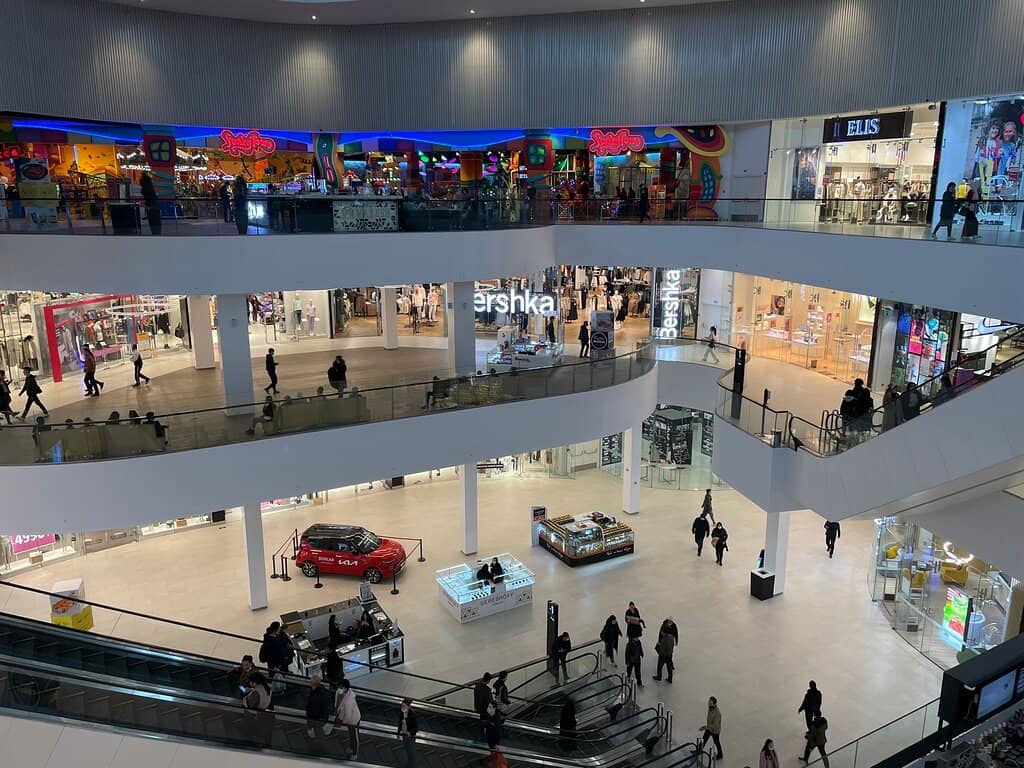 Fashion & Retail Therapy