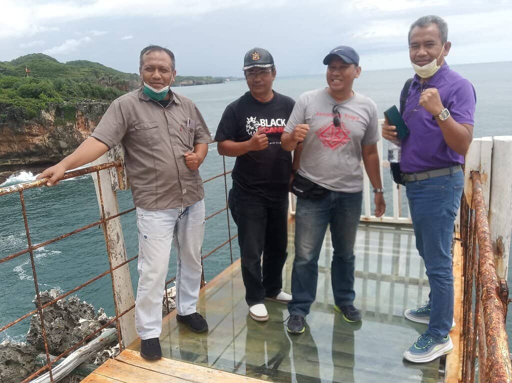 Sunrise and Sunset Spectacle