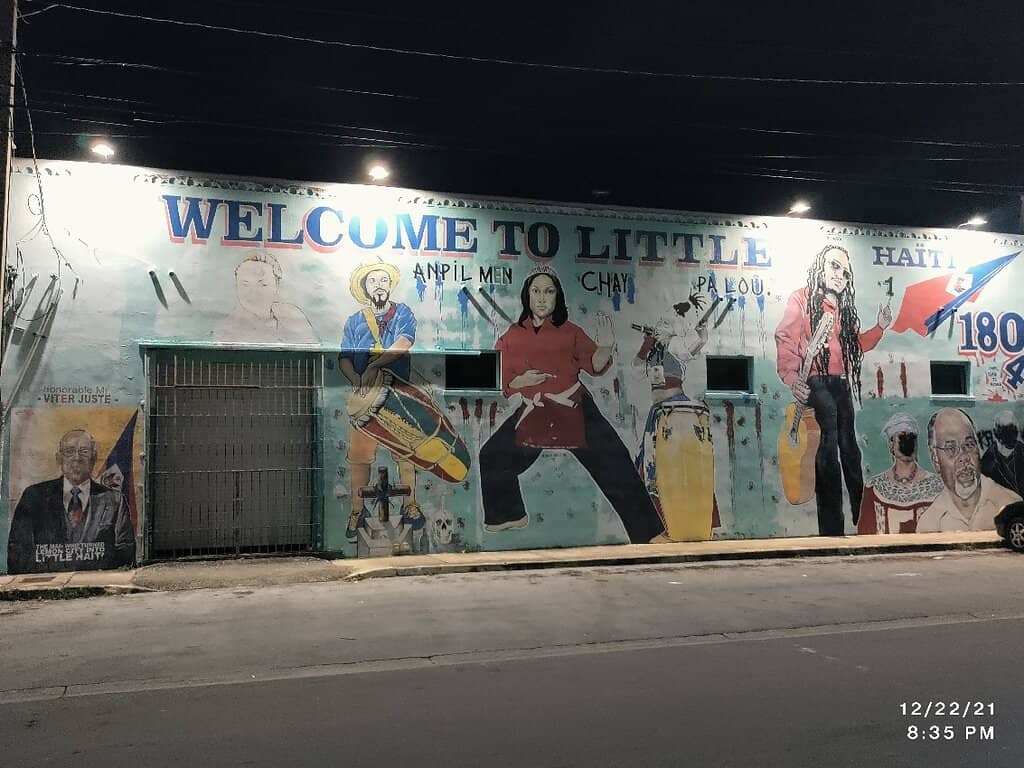 Rotating Art Galleries