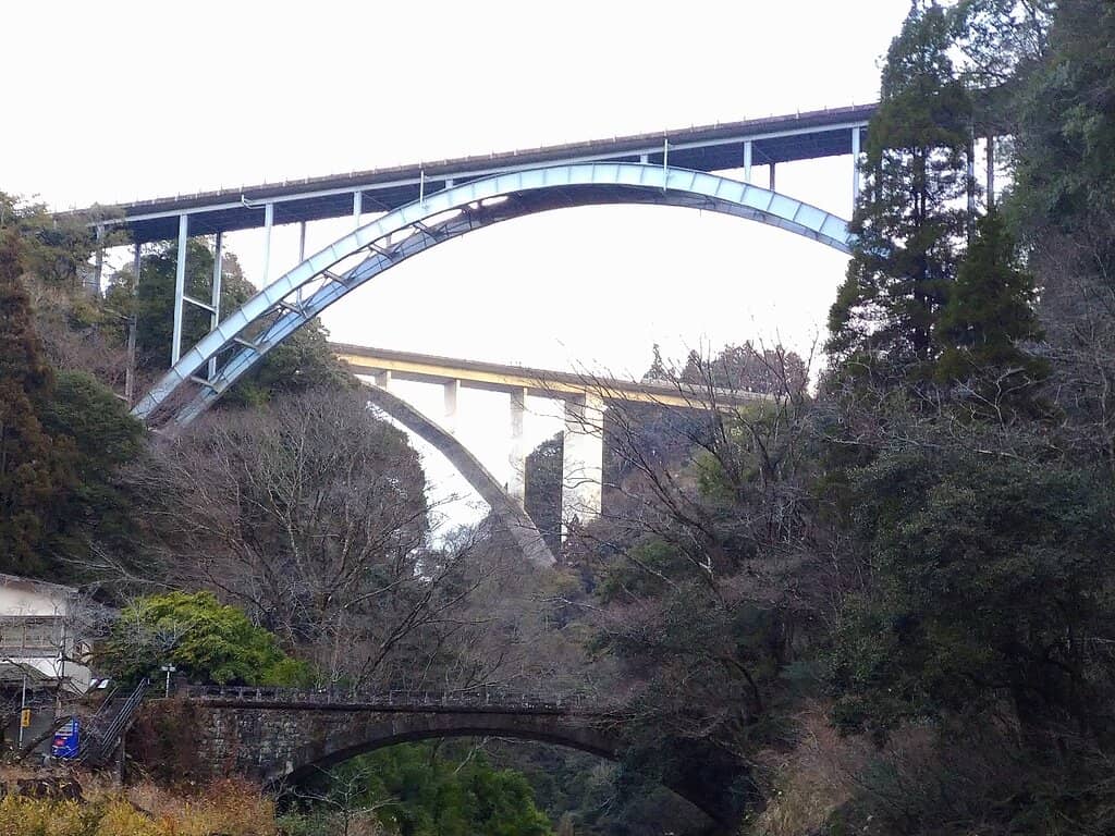 Tsujun Bridge from Below