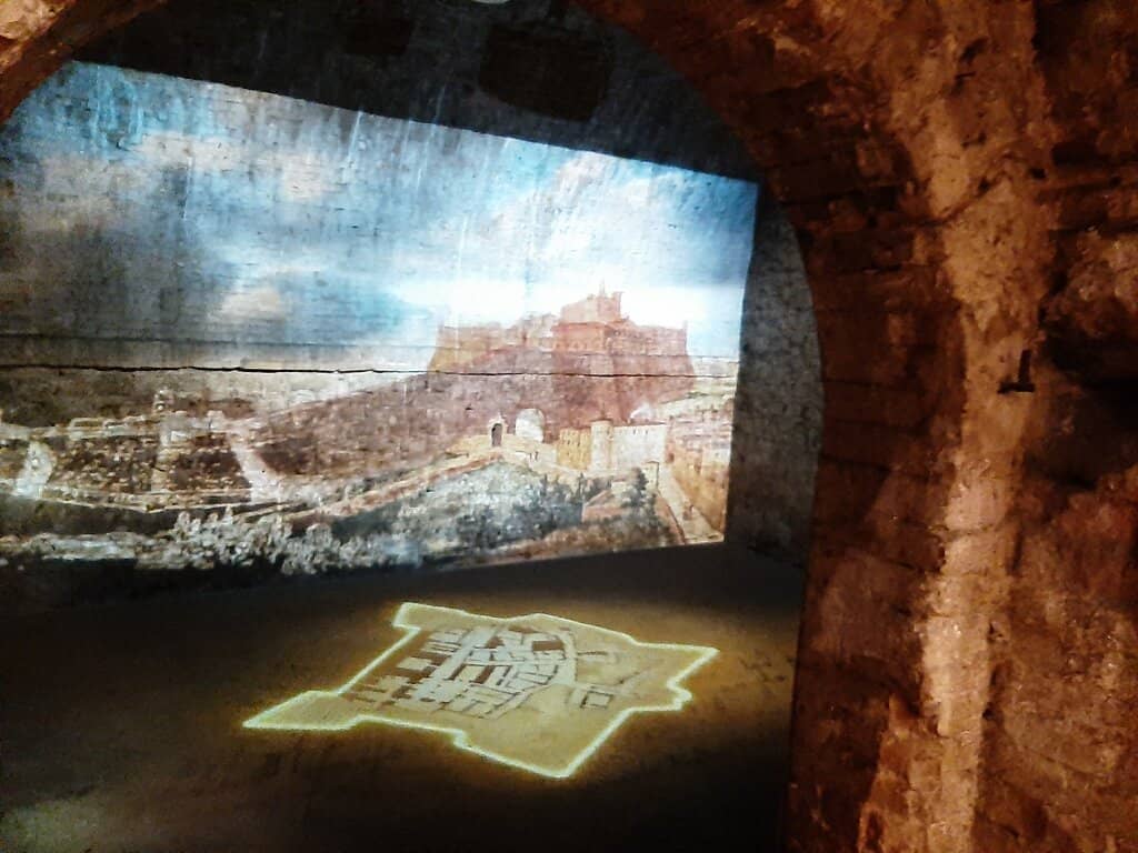 Escalator Access to Old Town