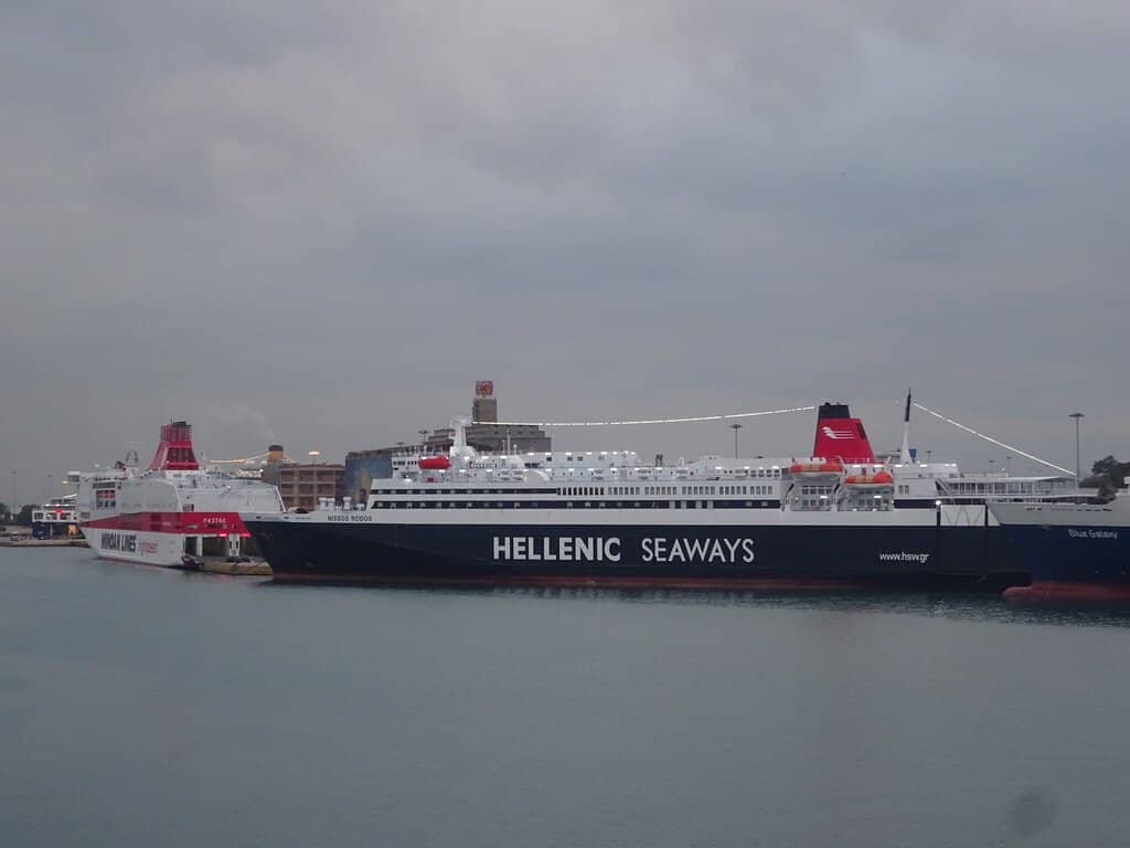 Modern Container Terminals