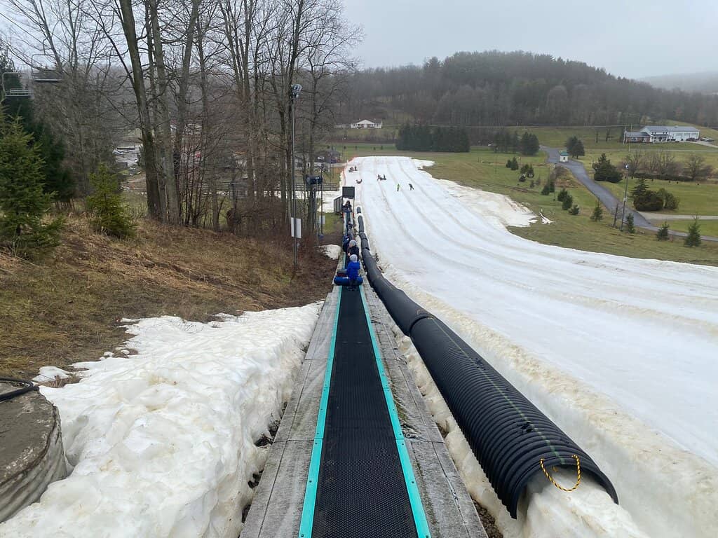 Ski & Snowboard Slopes