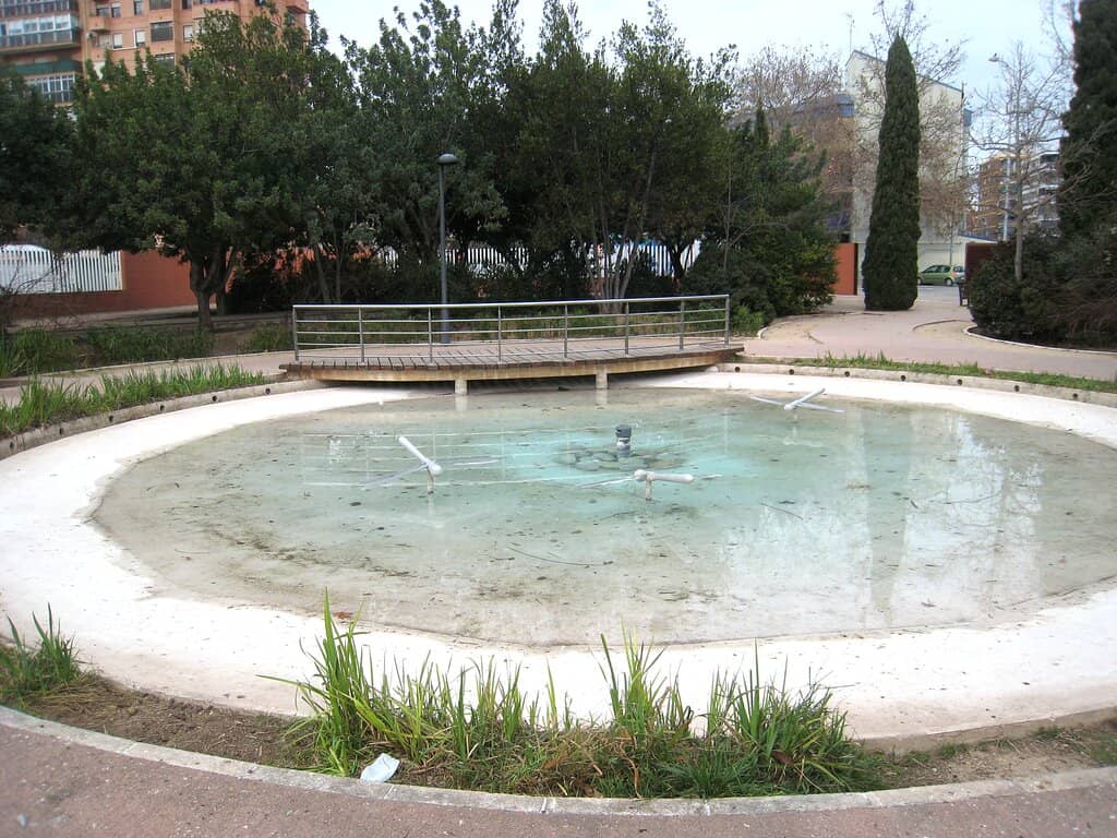 Expansive Playgrounds