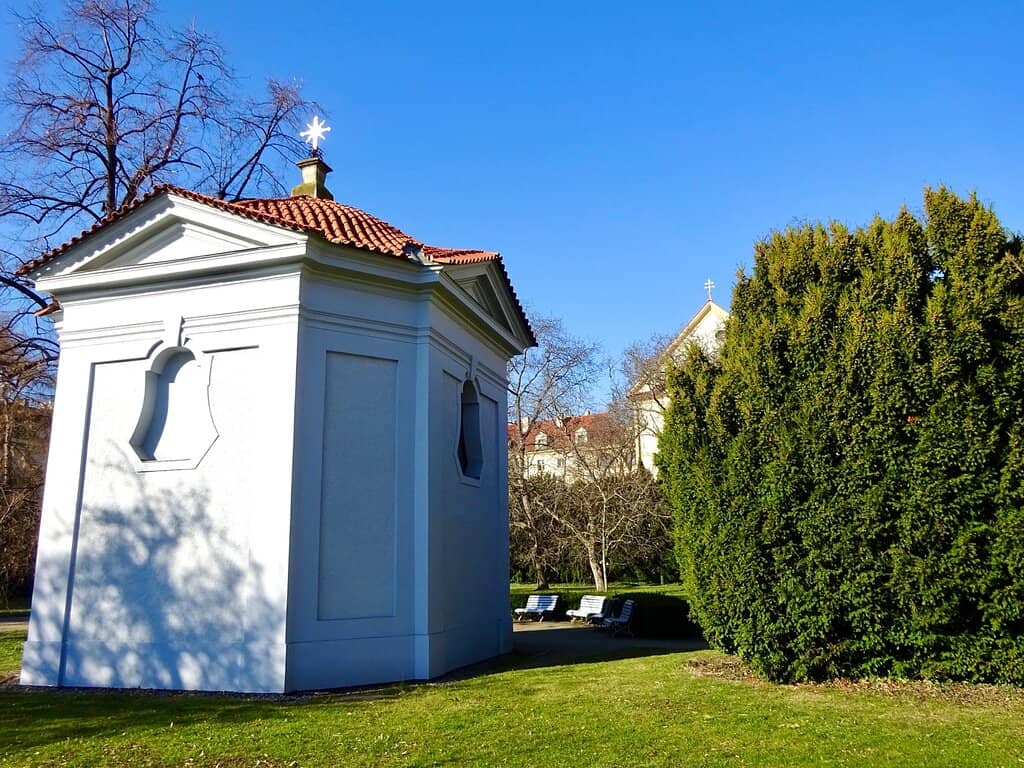 Hidden Grottos and Caves