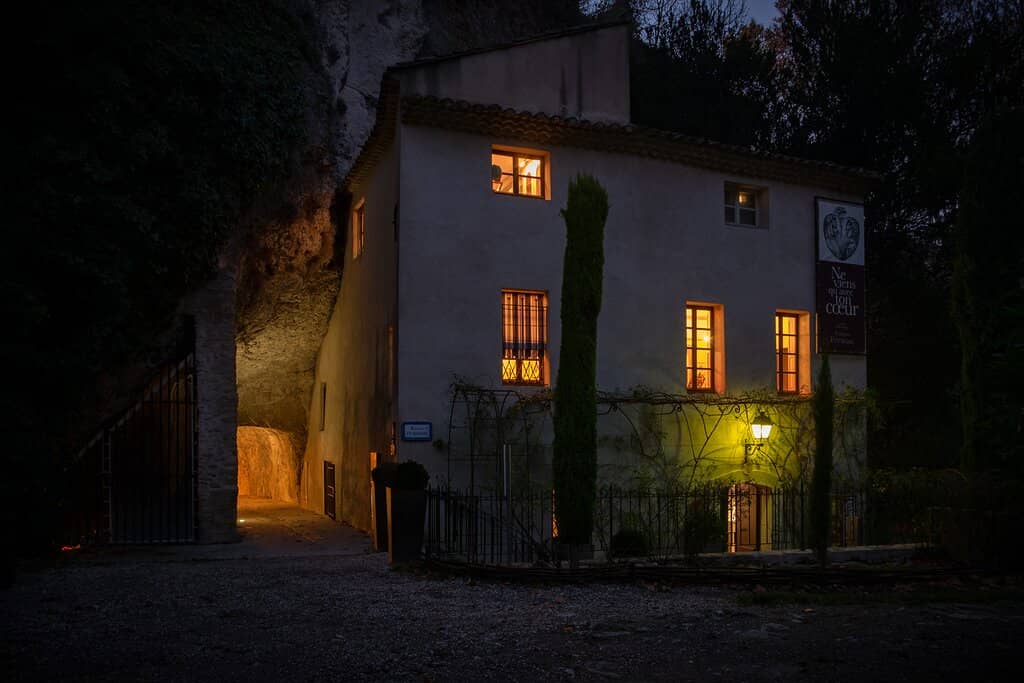 Fontaine-de-Vaucluse Views