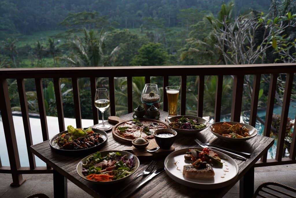 Family-Friendly Ambiance with Pool Access