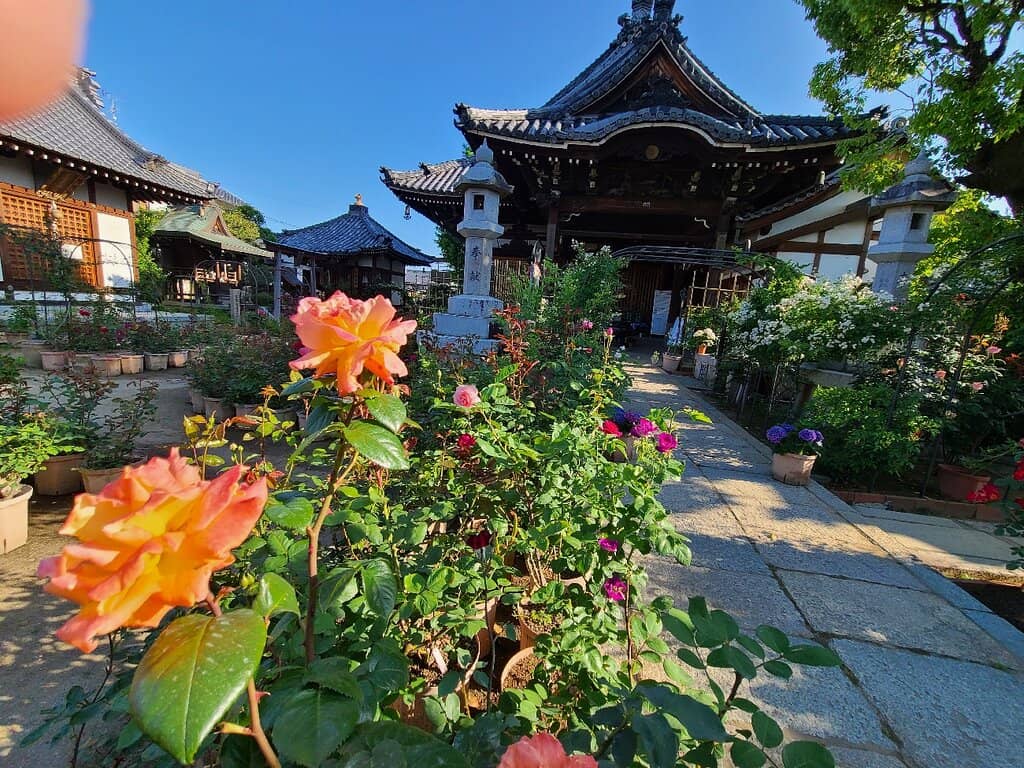 Eight Fortune Gods Temple