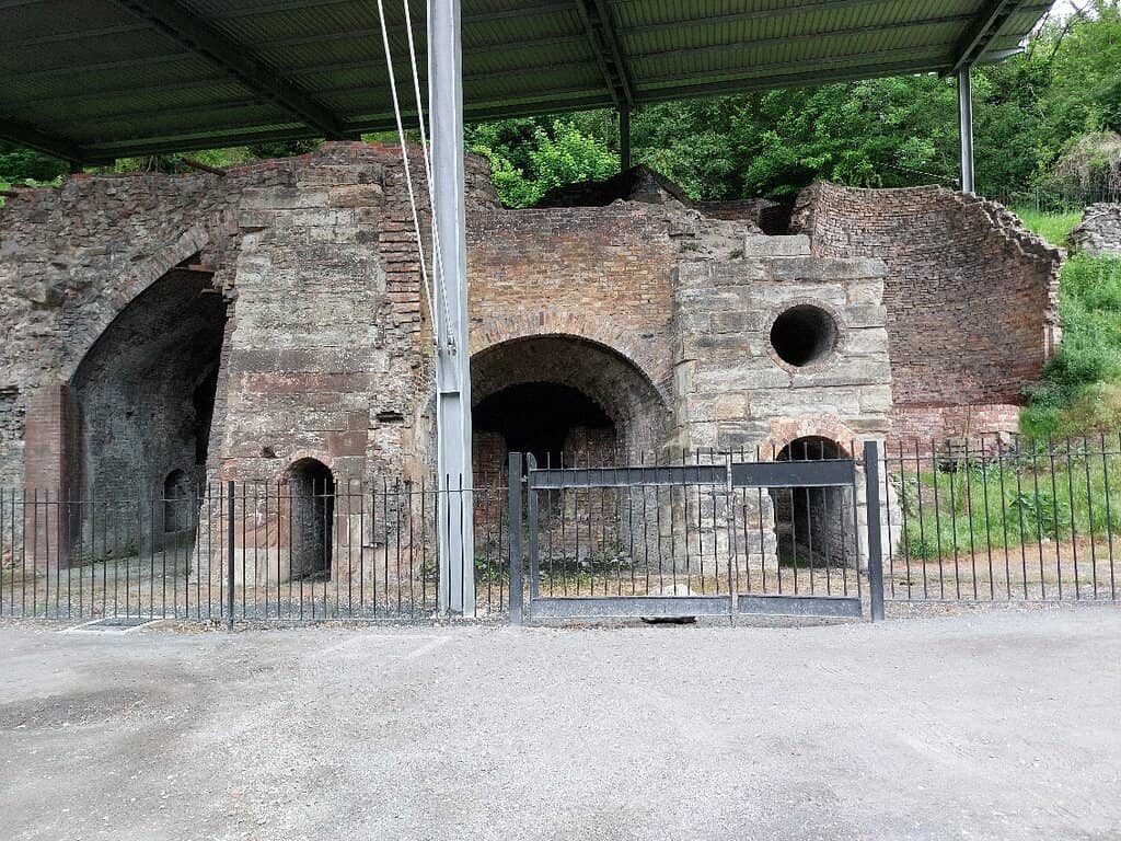 Massive Iron Structure