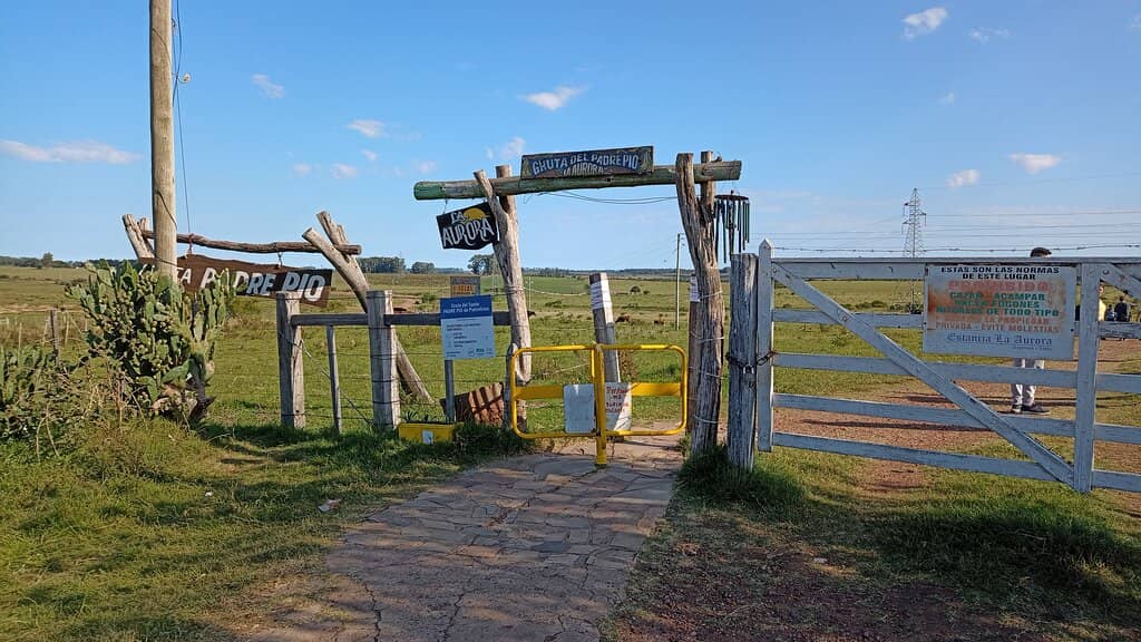 Estancia La Aurora Grounds