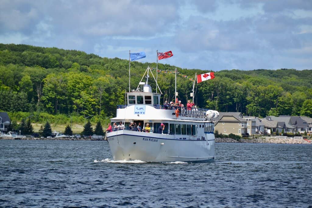 Lively Waterfront Promenade
