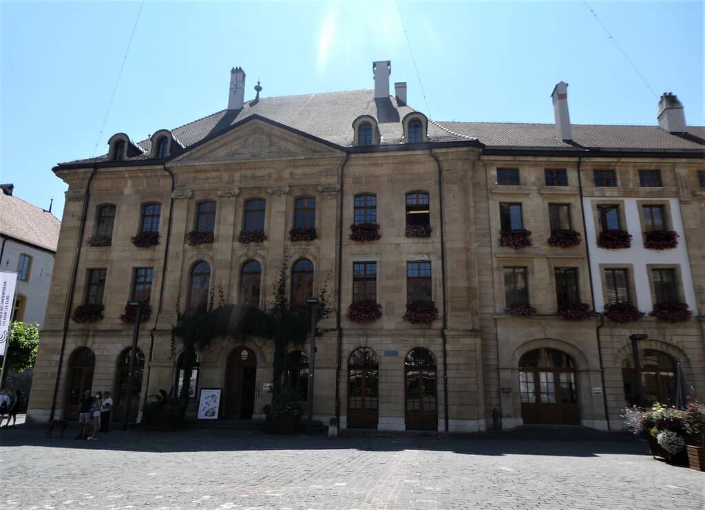 Charming Cafes & Shops