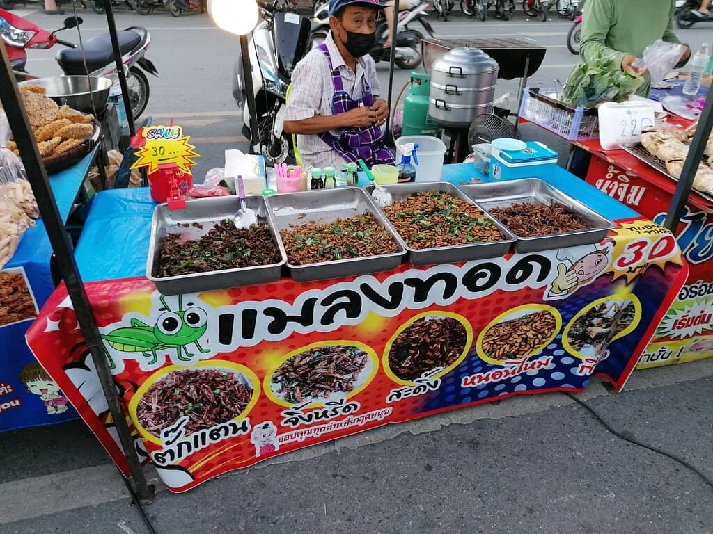 Local Crafts and Souvenirs