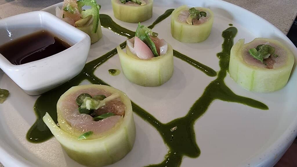 Sleek Retro Atmosphere