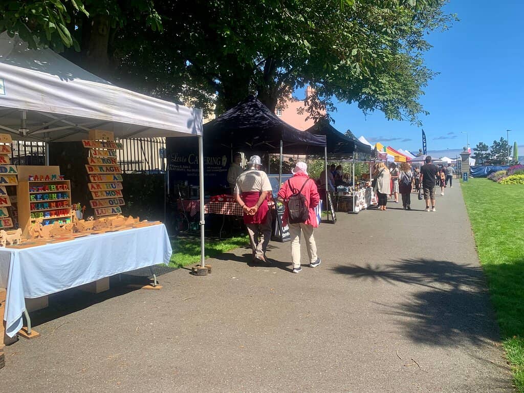 Local Crafts & Goods