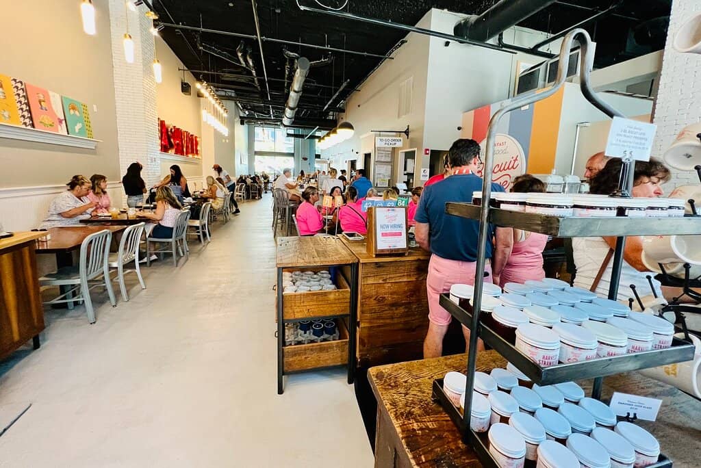 Instagrammable Murals & Street Art