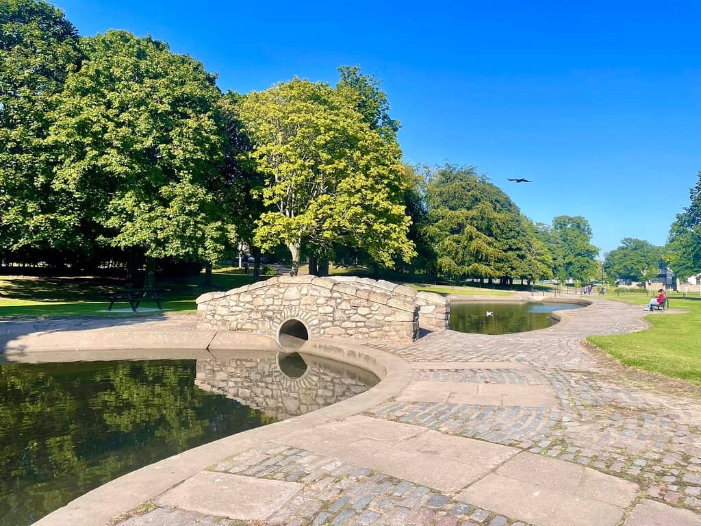 Gilcomston Burn Stream