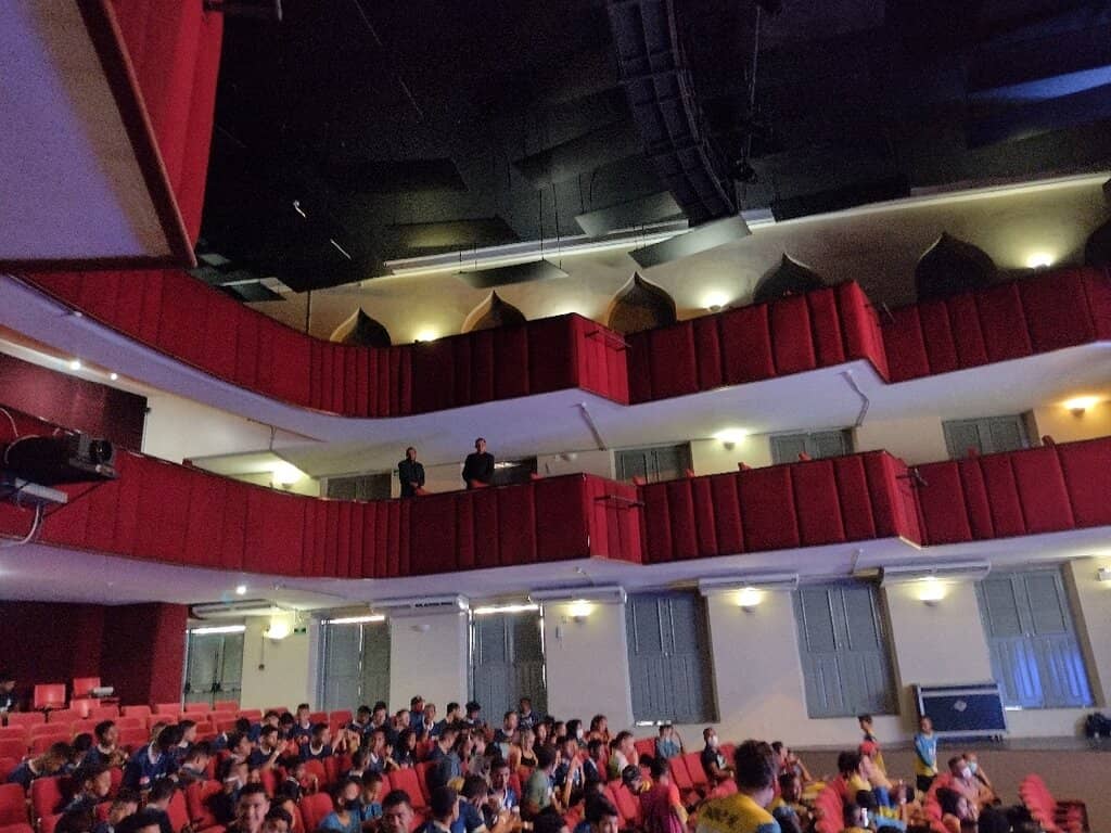 Diverse Performances